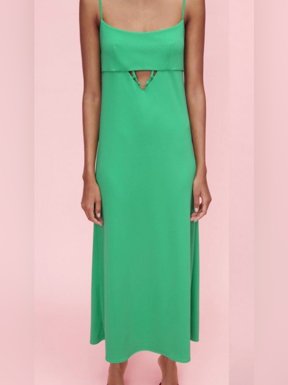Zara Women’s Green Maxi Dress with Keyhole Detail